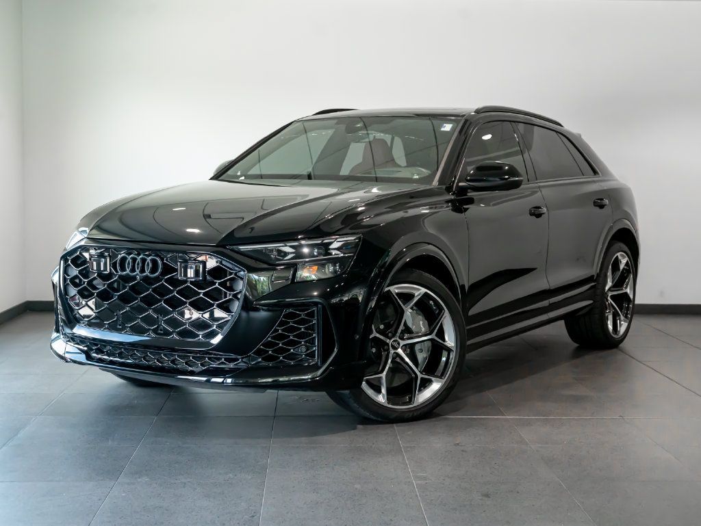 Used 2025 Audi RS Q8 performance AWD/4WD image 1
