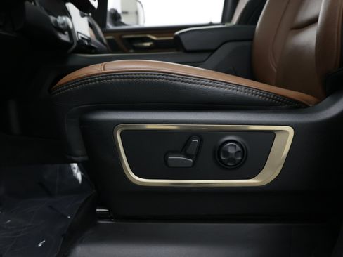 Used 2022 RAM 1500 Limited RWD image 17