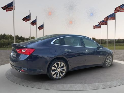 Used 2016 Chevrolet Malibu Premier w/ Driver Confidence Package II FWD image 5