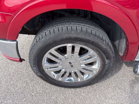 Used 2007 Lincoln Mark LT 4x4 image 17