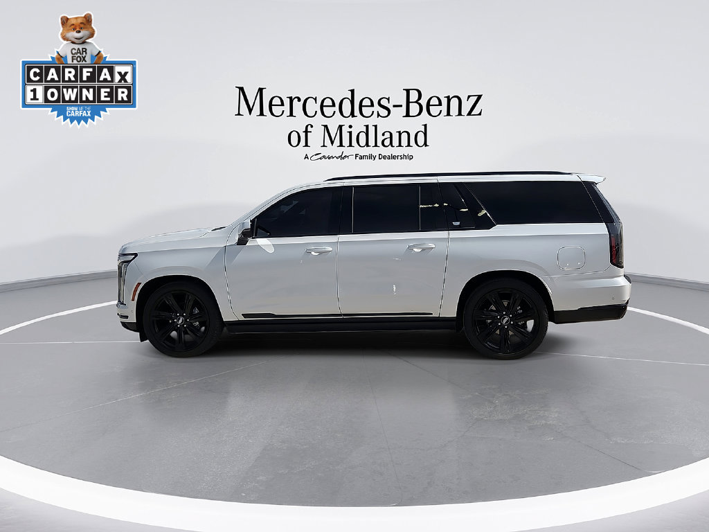 Used 2025 Cadillac Escalade ESV Sport Platinum AWD/4WD image 5