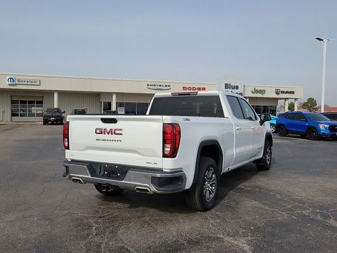 Used 2023 GMC Sierra 1500 SLE image 5