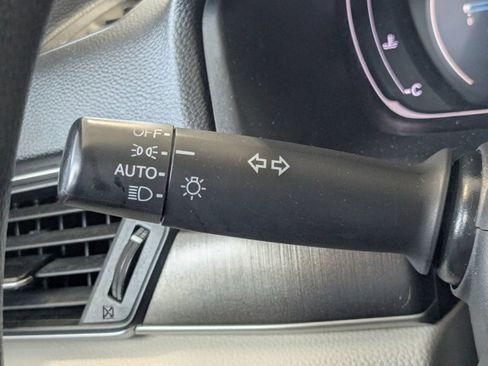 Used 2018 Honda Accord LX image 6