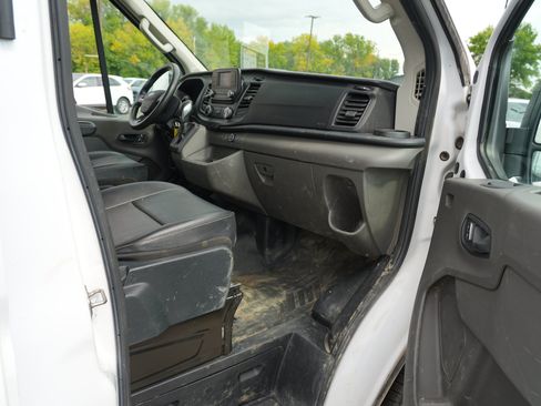 Used 2023 Ford Transit 250 Medium Roof RWD image 25