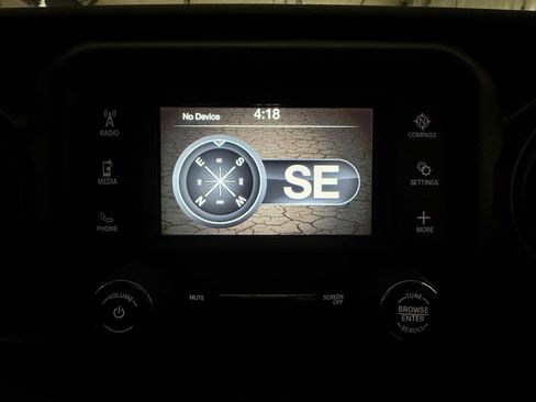 Used 2019 Jeep Wrangler Unlimited Sport image 32
