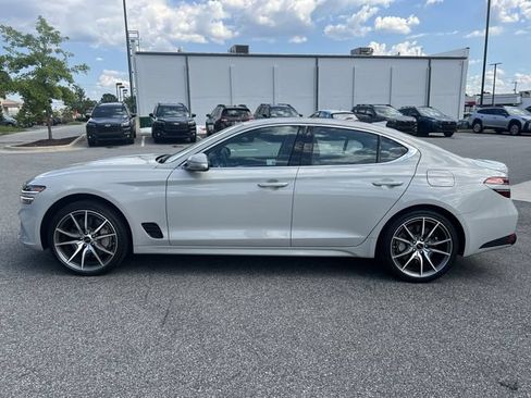Used 2025 Genesis G70 2.5T RWD image 10