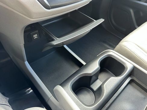 Used 2018 Honda Odyssey EX-L image 48