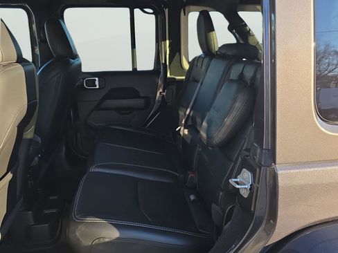 Used 2022 Jeep Wrangler Unlimited Sahara w/ Cold Weather Group image 51