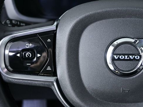 Certified 2025 Volvo S60 T8 Ultra AWD/4WD image 12