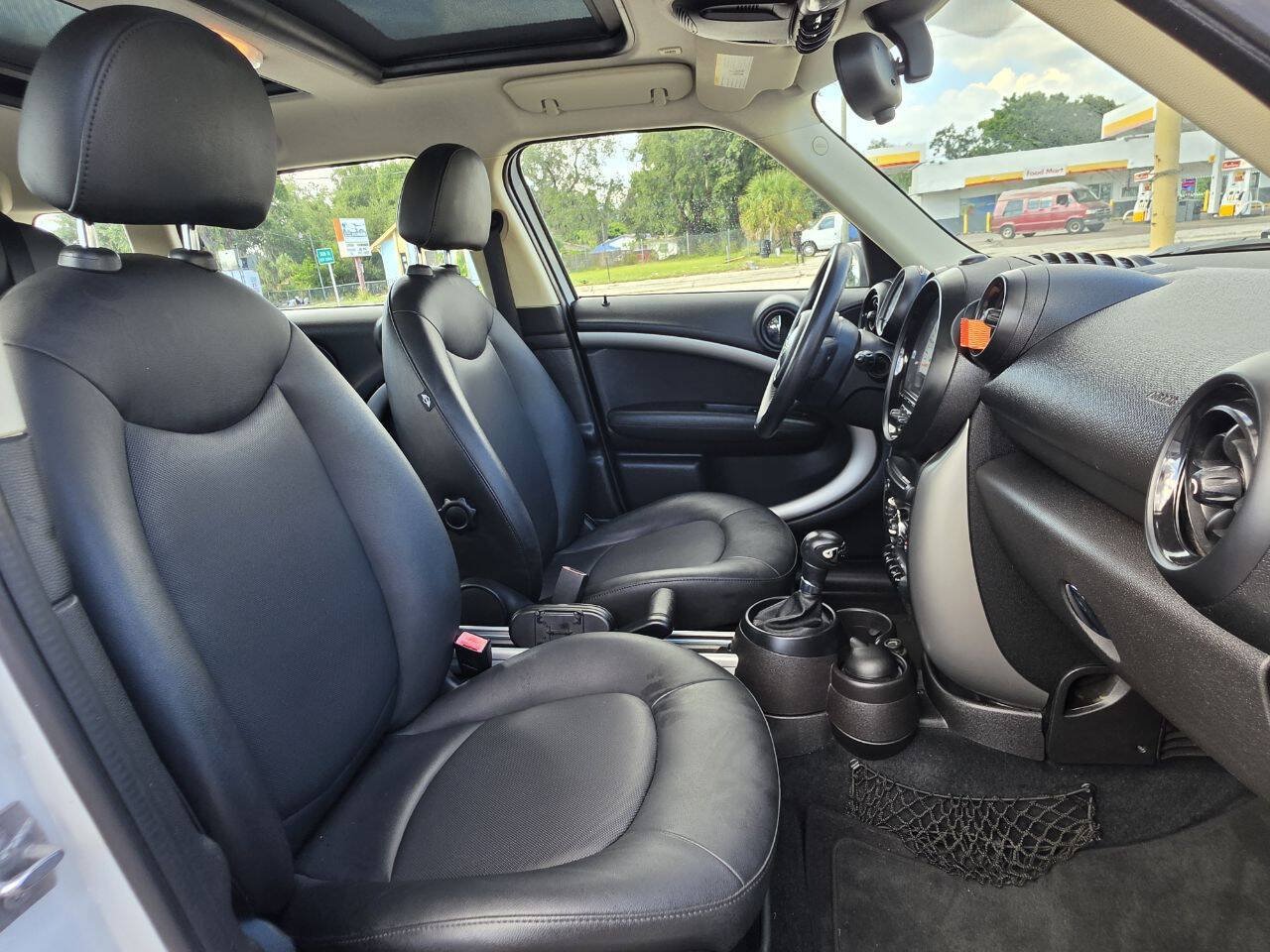 Used 2013 MINI Cooper Countryman FWD image 24