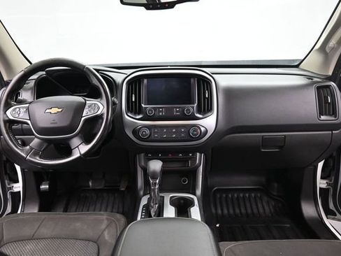 Used 2022 Chevrolet Colorado LT w/ Fleet Safety Package RWD image 27