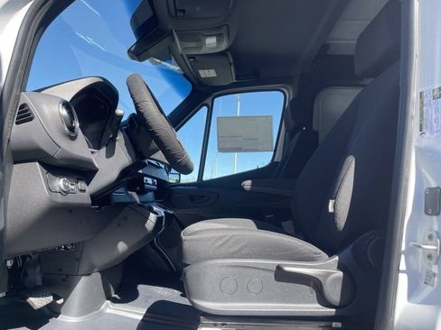 New 2026 Mercedes-Benz Sprinter 2500 image 13