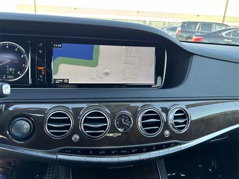 Used 2016 Mercedes-Benz S 550 4MATIC Sedan image 23