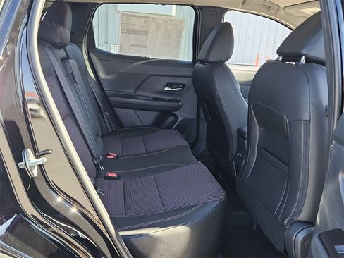 New 2026 Nissan Kicks SR image 14