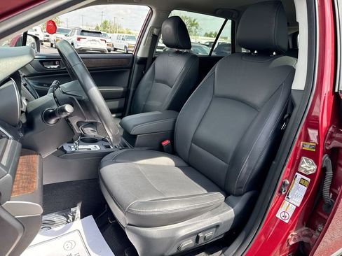 Used 2017 Subaru Outback 2.5i Limited AWD/4WD image 11