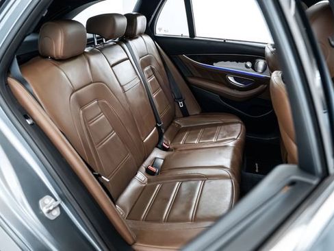 Used 2018 Mercedes-Benz E 63 AMG S image 32