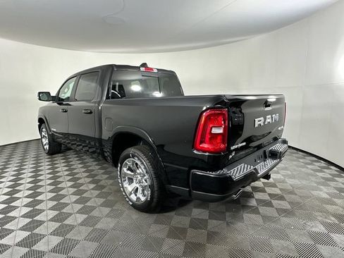 New 2026 RAM 1500 4x4 Crew Cab image 9