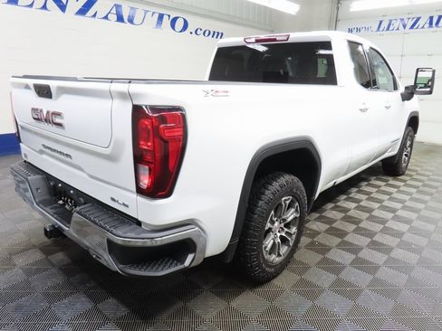 Used 2021 GMC Sierra 1500 SLE image 4