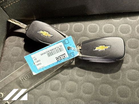 Used 2020 Chevrolet Trax LS w/ Tint and Cruise Package FWD image 32