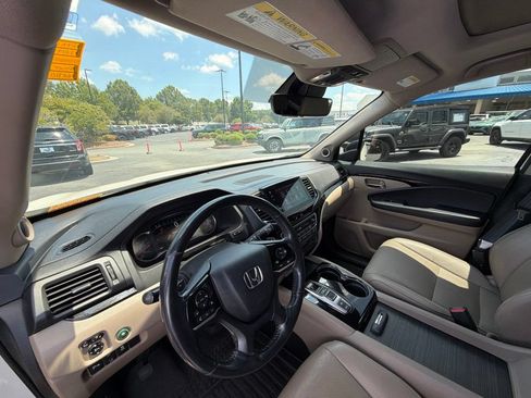 Used 2019 Honda Pilot Elite image 6