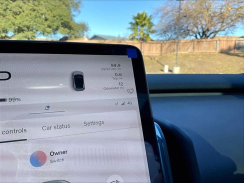 New 2026 Volvo EX30 Plus w/ Climate Package image 19