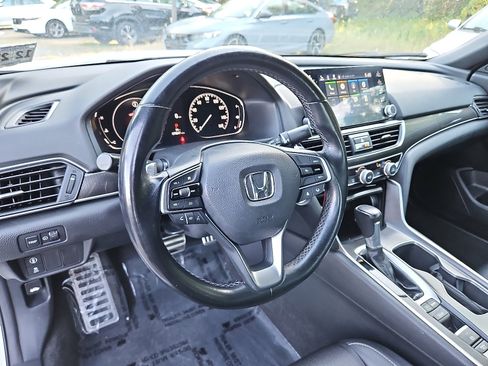 Used 2022 Honda Accord Sport image 26