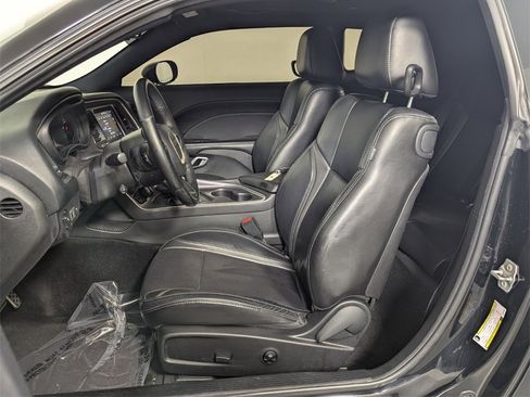 Used 2018 Dodge Challenger SXT Plus image 12