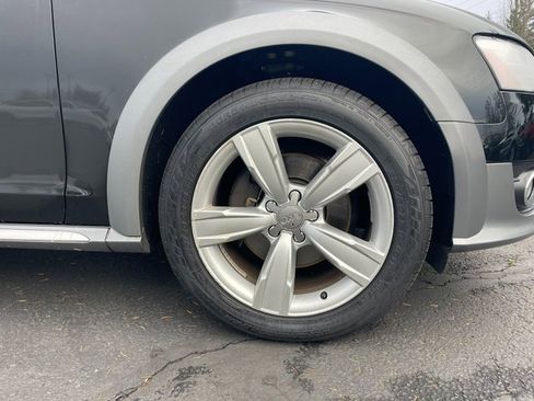 Used 2016 Audi A4 Premium image 10