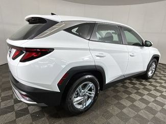 Used 2026 Hyundai Tucson SE FWD video 2