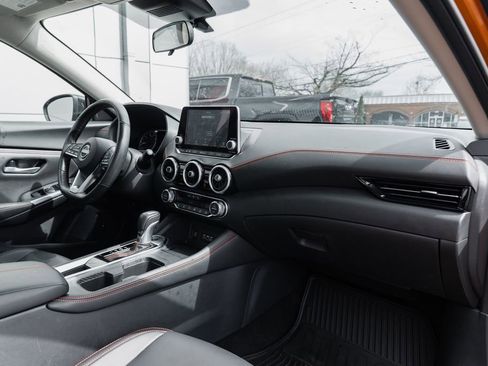 Certified 2025 Nissan Sentra SR w/ SR Premium Package image 29