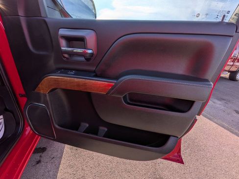 Used 2018 Chevrolet Silverado 1500 LTZ image 21