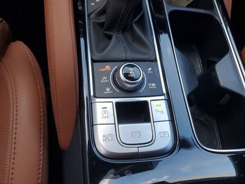 Certified 2024 Kia Telluride SX Prestige X-Line AWD/4WD image 29