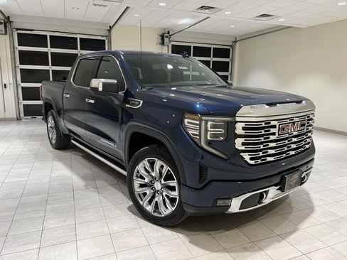 Certified 2023 GMC Sierra 1500 Denali w/ Denali Reserve Package AWD/4WD image 7