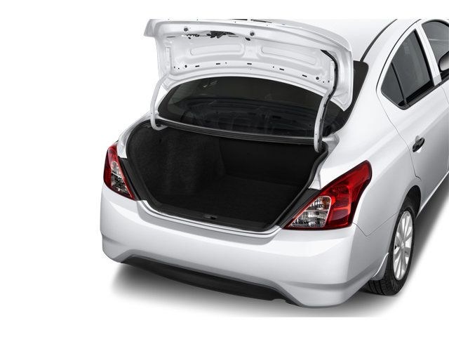 Used 2016 Nissan Versa Note SV FWD image 4