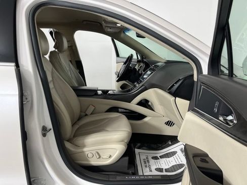 Used 2019 Lincoln Nautilus Select FWD image 42