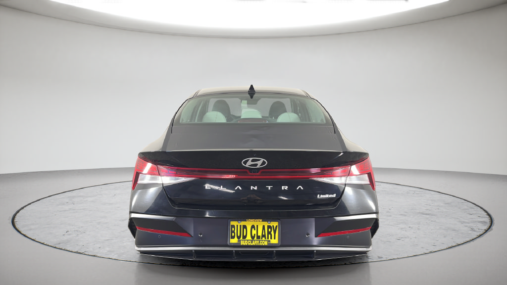 Used 2024 Hyundai Elantra Limited FWD image 10