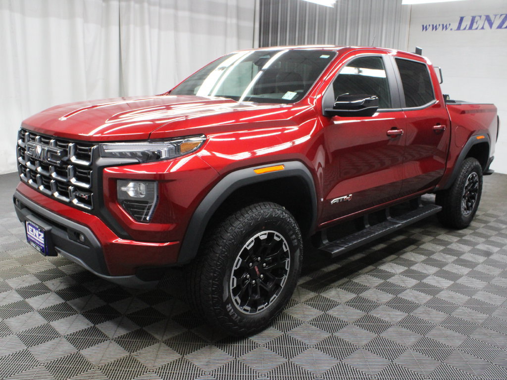Used 2026 GMC Canyon AT4 w/ AT4 Premium Package AWD/4WD image 9