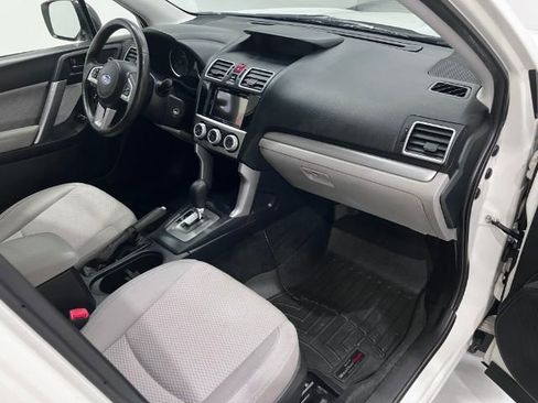 Used 2017 Subaru Forester 2.5i w/ Alloy Wheel Package image 35