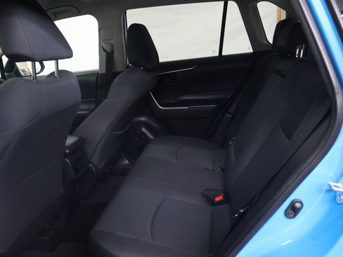 Used 2021 Toyota RAV4 LE FWD image 15