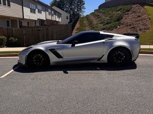 Used 2016 Chevrolet Corvette Z06 w/ 2LZ Preferred Equipment Group RWD image 4