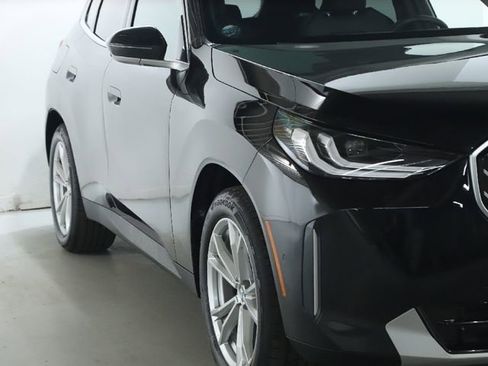 Certified 2025 BMW X3 xDrive30i w/ Premium Package image 8