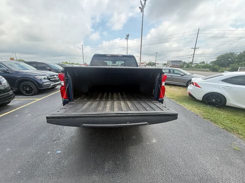 Used 2023 Chevrolet Silverado 1500 RST AWD/4WD image 5