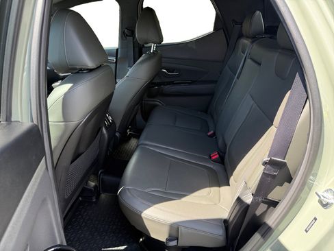 Used 2023 Hyundai Santa Cruz Limited w/ Winter Package image 16