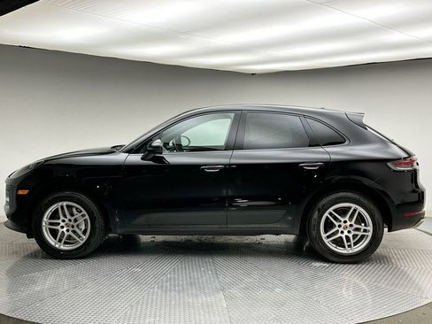 Used 2021 Porsche Macan w/ Driver Memory Package AWD/4WD image 2