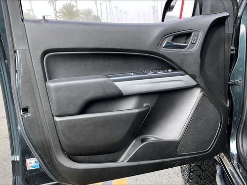 Used 2017 Chevrolet Colorado ZR2 image 19