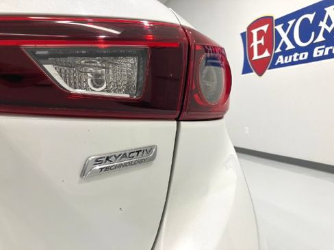 Used 2016 MAZDA MAZDA3 i Sport FWD image 24