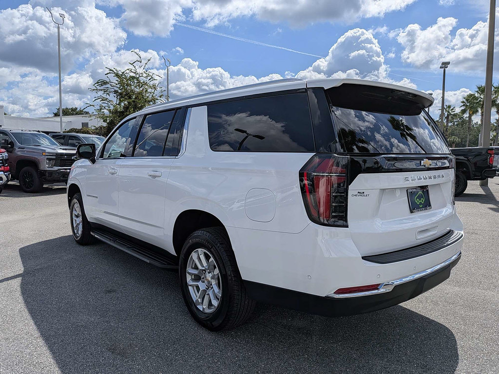 Certified 2025 Chevrolet Suburban LS AWD/4WD image 31