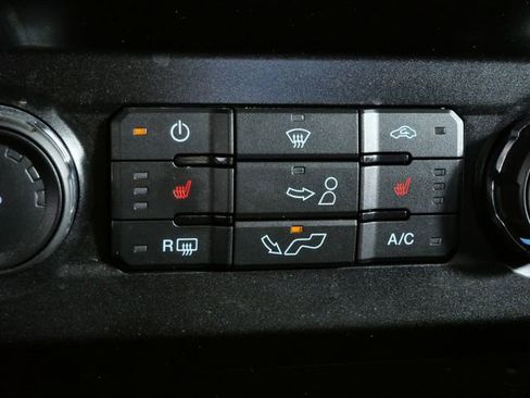 Certified 2019 Ford F150 XLT w/ Equipment Group 302A Luxury AWD/4WD image 22