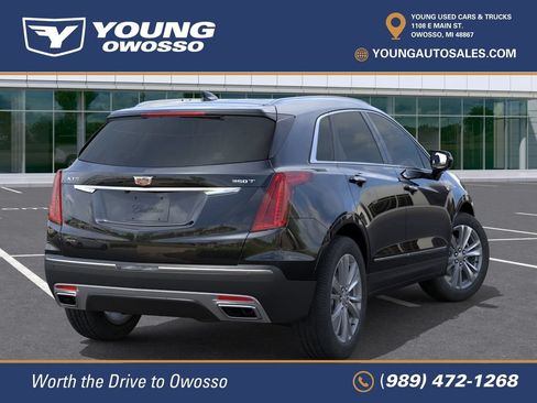 Used 2024 Cadillac XT5 Premium Luxury w/ LPO, Floor Liner Package AWD/4WD image 4