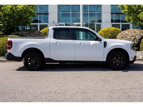 Certified 2023 Ford Maverick Lariat w/ Lariat Luxury Package AWD/4WD image 1